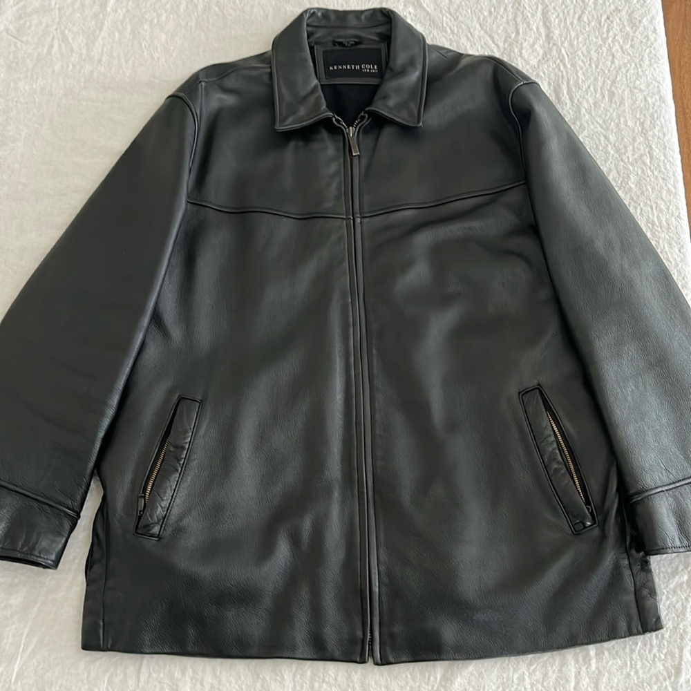 Men’s Kenneth Cole black leather jacket 2x.